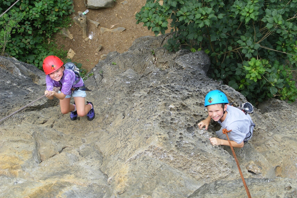 GX.YS_.RockClimbing-3-1