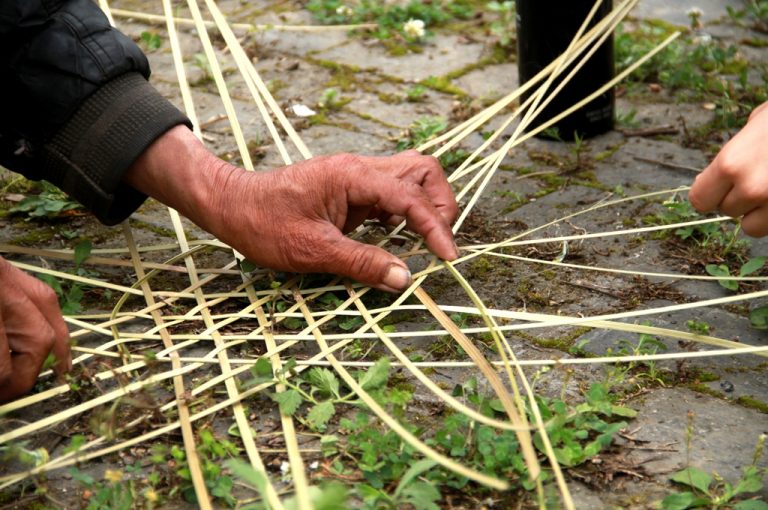 BAMBOO BASKET WEAVING TERRATRIBES,